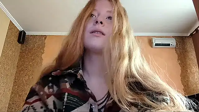 Snapshot of KateVibe_01 chatting on 7, 6, 2026 KateVibe 01 online show from 7, 6, 2026