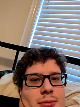 Snapshot of Johnnyboi chatting on 7, 4, 2026 Johnnyboi online show from 7, 4, 2026