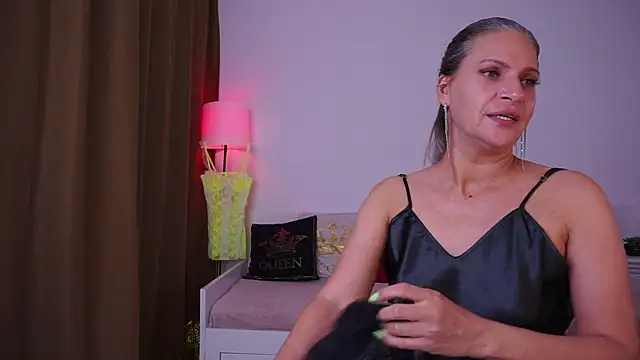 SweetLilTrouble online show from 21, 6, 2026