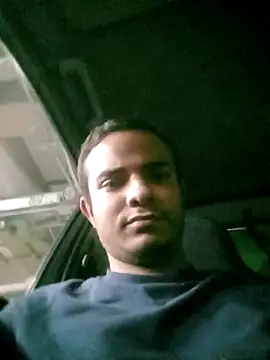 LuisLatinboyy online show from 14, 4, 2026