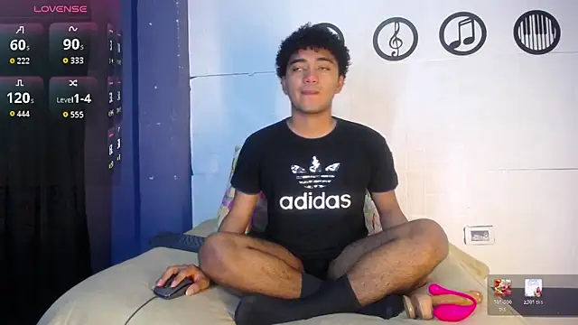 Snapshot of felipecams chatting on 15, 4, 2026 felipecams online show from 15, 4, 2026