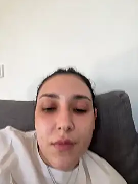 Snapshot of tastycravings chatting on 7, 4, 2026 tastycravings online show from 7, 4, 2026