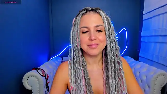 Snapshot of Ur_Euphoria chatting on 8, 4, 2026 Ur Euphoria online show from 8, 4, 2026