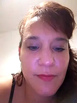 Snapshot of Maggie38 chatting on 23, 6, 2026 Maggie38 online show from 23, 6, 2026