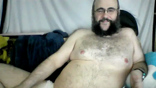 Snapshot of BriTheTopBear chatting on 15, 4, 2026 BriTheTopBear online show from 15, 4, 2026
