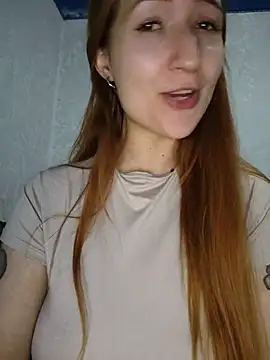 Snapshot of LeonaFox chatting on 19, 5, 2026 LeonaFox online show from 19, 5, 2026