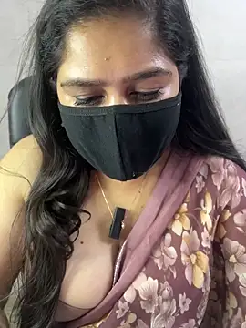 Snapshot of sarasofiaa_ chatting on 24, 5, 2026 sarasofiaa online show from 24, 5, 2026