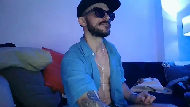 Snapshot of jonan_bcn chatting on 17, 5, 2026 jonan bcn online show from 17, 5, 2026