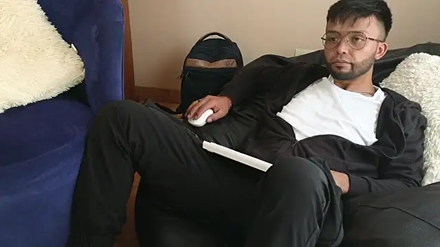 bbctoptwink online show from 14, 4, 2026