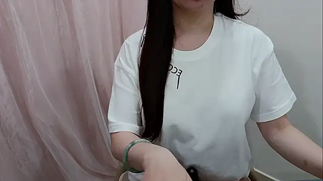 minami-yuiyui online show from 20, 5, 2026