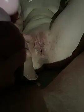 sex2me online show from 8, 4, 2026