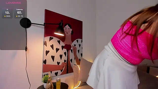 Snapshot of Alice_Mart chatting on 13, 4, 2026 Alice Mart online show from 13, 4, 2026