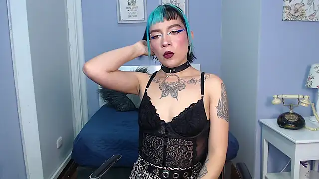 Snapshot of velveth_noir chatting on 9, 4, 2026 velveth noir online show from 9, 4, 2026