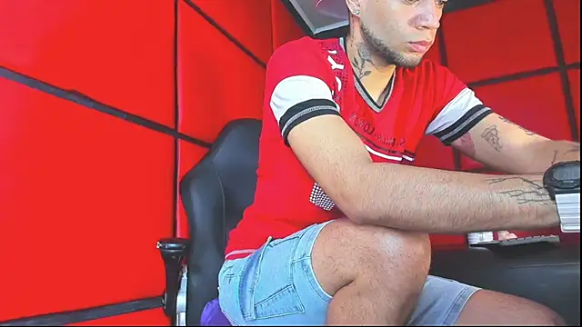 Daniel huge22 online show from 12, 4, 2026