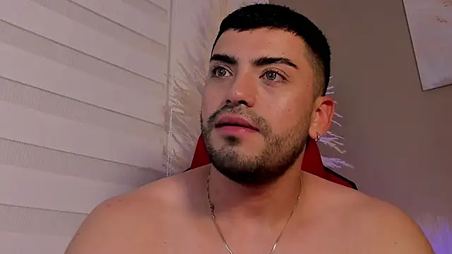 Snapshot of Alexander_Diazz chatting on 16, 5, 2026 Alexander Diazz online show from 16, 5, 2026
