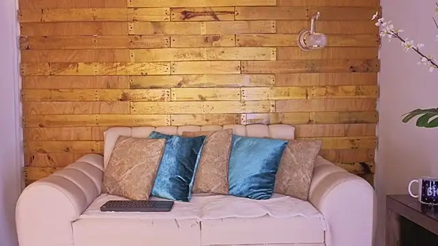 Snapshot of jack_shine chatting on 10, 4, 2026 jack shine online show from 10, 4, 2026