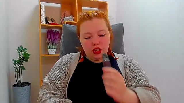 Snapshot of Aillia-Rous chatting on 18, 4, 2026 Aillia-Rous online show from 18, 4, 2026