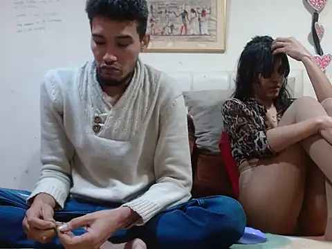 couplhot4 online show from 7, 4, 2026