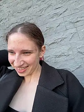 michelle lovique online show from 23, 5, 2026