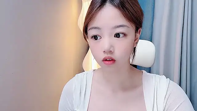 Lilababy00 online show from 11, 7, 2026