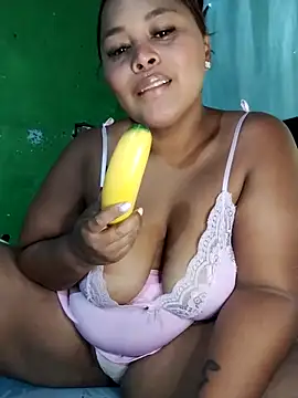 Snapshot of Nikita_Glam chatting on 10, 5, 2026 Nikita Glam online show from 10, 5, 2026