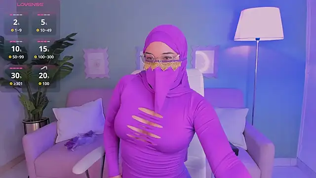 SamiraLuxe online show from 9, 4, 2026