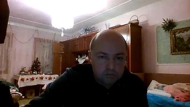 Luceriusbigass online show from 29, 12, 2024