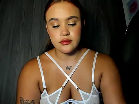 Sabrina Darkness online show from 20, 4, 2026