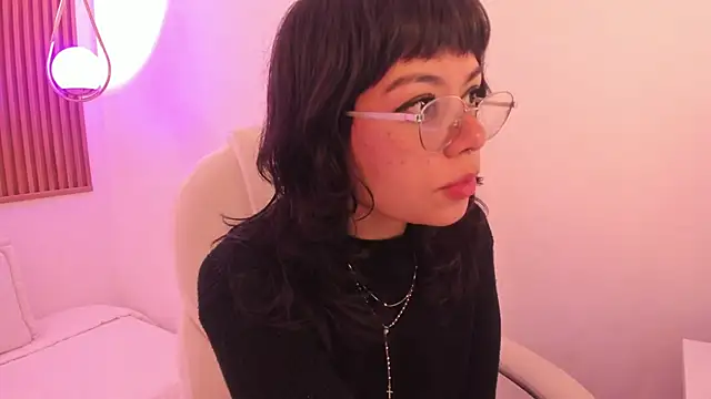 ghostmila online show from 11, 4, 2026