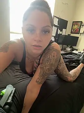 Tattedphoenix online show from 1, 5, 2026