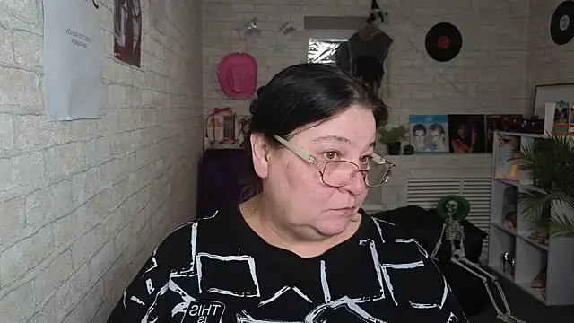 Juno Joyful online show from 20, 4, 2026