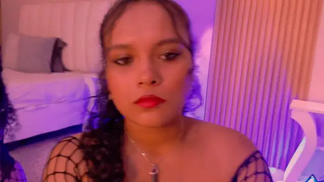 Snapshot of ValeriaJolie chatting on 10, 4, 2026 ValeriaJolie online show from 10, 4, 2026