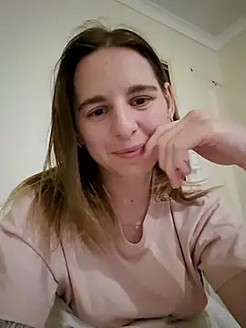 Snapshot of jade_Montoe chatting on 5, 6, 2026 jade Montoe online show from 5, 6, 2026