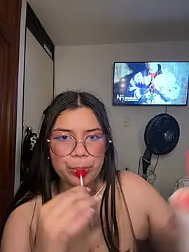 foxy gigi online show from 14, 4, 2026