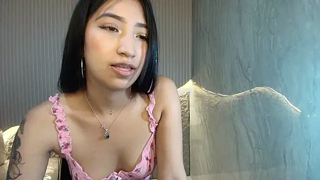 Snapshot of sol__r chatting on 28, 6, 2026 sol r online show from 28, 6, 2026