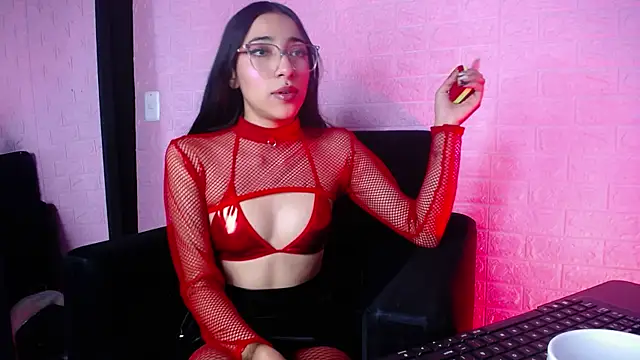 Snapshot of Violett1126 chatting on 11, 7, 2026 Violett1126 online show from 11, 7, 2026
