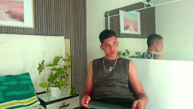 Snapshot of Lukaz_Caballero chatting on 27, 5, 2026 Lukaz Caballero online show from 27, 5, 2026