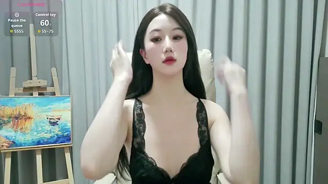 Snapshot of LUNYI-CC chatting on 24, 5, 2026 LUNYI-CC online show from 24, 5, 2026