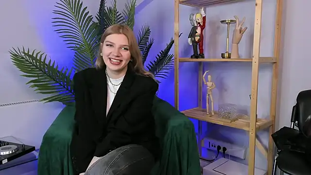 Snapshot of GloriaCwik chatting on 10, 4, 2026 GloriaCwik online show from 10, 4, 2026