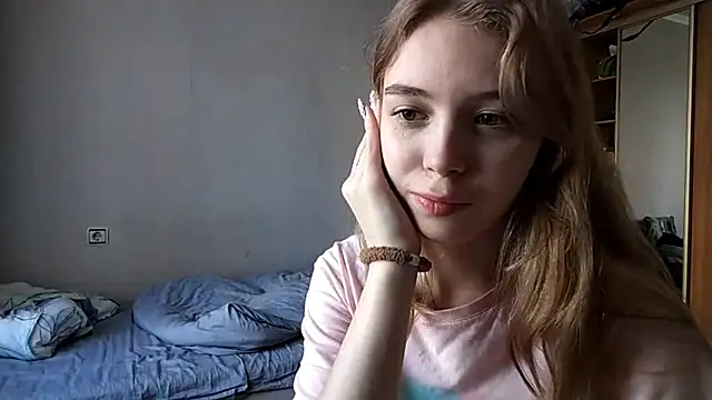 Snapshot of HebrewRiding chatting on 9, 6, 2026 HebrewRiding online show from 9, 6, 2026