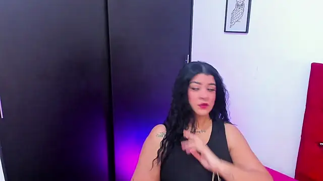Katty West online show from 5, 5, 2026