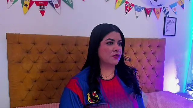 Snapshot of Katty_West chatting on 25, 6, 2026 Katty West online show from 25, 6, 2026