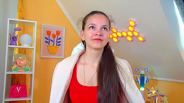 LeonaLane online show from 10, 5, 2026
