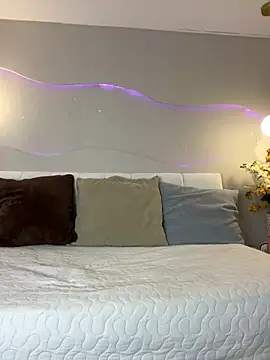 Snapshot of SamaraSmithX chatting on 12, 4, 2026 SamaraSmithX online show from 12, 4, 2026