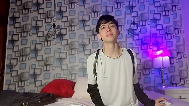 Snapshot of Twink_Sebas7 chatting on 10, 6, 2026 Twink Sebas7 online show from 10, 6, 2026