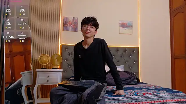 Snapshot of Twink_Sebas7 chatting on 14, 7, 2026 Twink Sebas7 online show from 14, 7, 2026