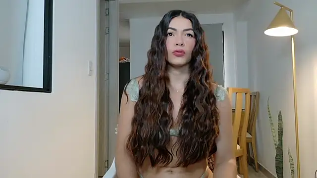 Snapshot of alisson-tylor chatting on 10, 7, 2026 alisson-tylor online show from 10, 7, 2026
