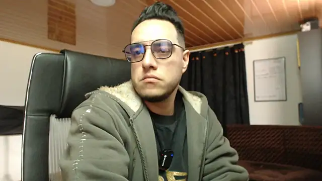 Snapshot of markswitch__ chatting on 10, 4, 2026 markswitch online show from 10, 4, 2026