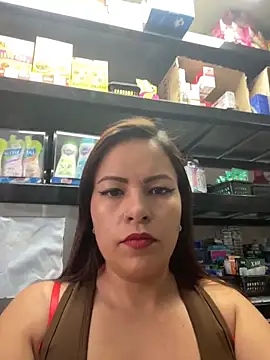 MIA ROSSEEE online show from 2, 6, 2026