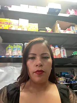 MIA ROSSEEE online show from 4, 6, 2026
